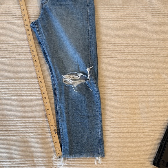 Levi's Blue Ripped Ankle Jeans - Picture 4 of 4